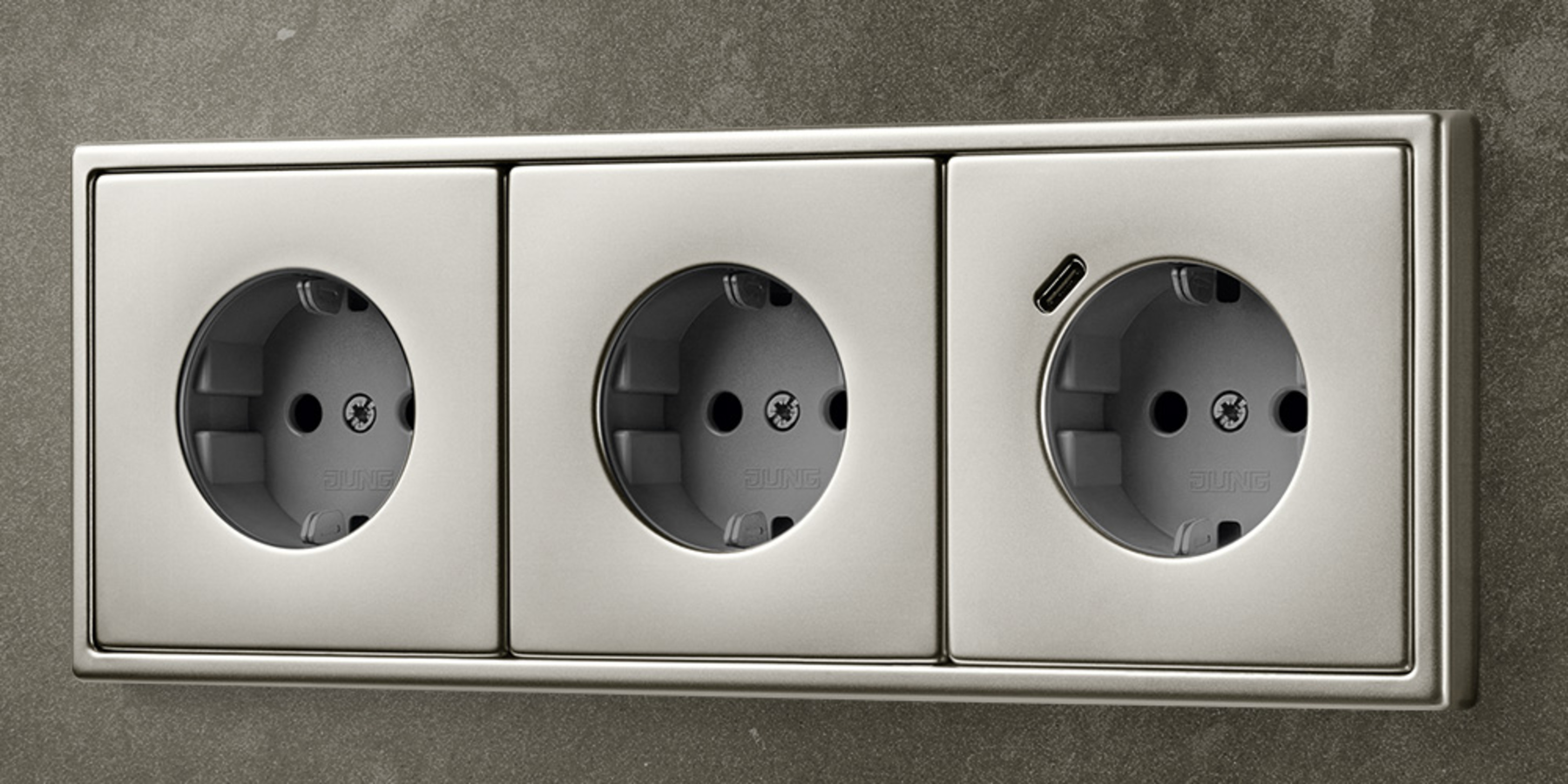 SCHUKO® Steckdosen mit USB bei CT-Electronic in Vellmar