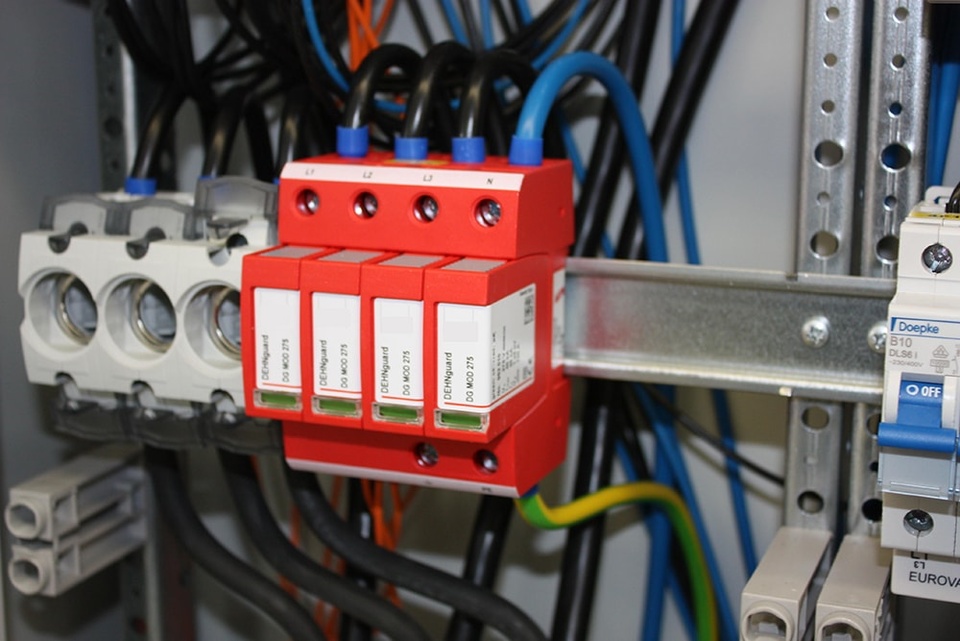 U berspannungsschutz bei CT-Electronic in Vellmar